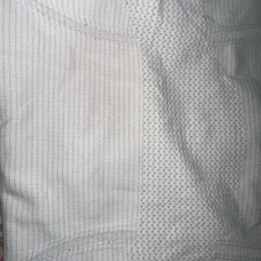 Lululemon Swiftly Tech Size 4 - image 3